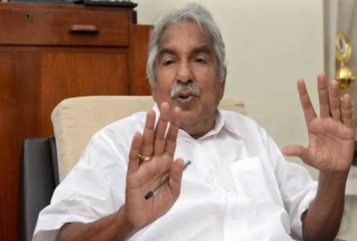 कांग्रेस के दिग्गज नेता और केरल के पूर्व मुख्यमंत्री ओमन चांडी का निधन